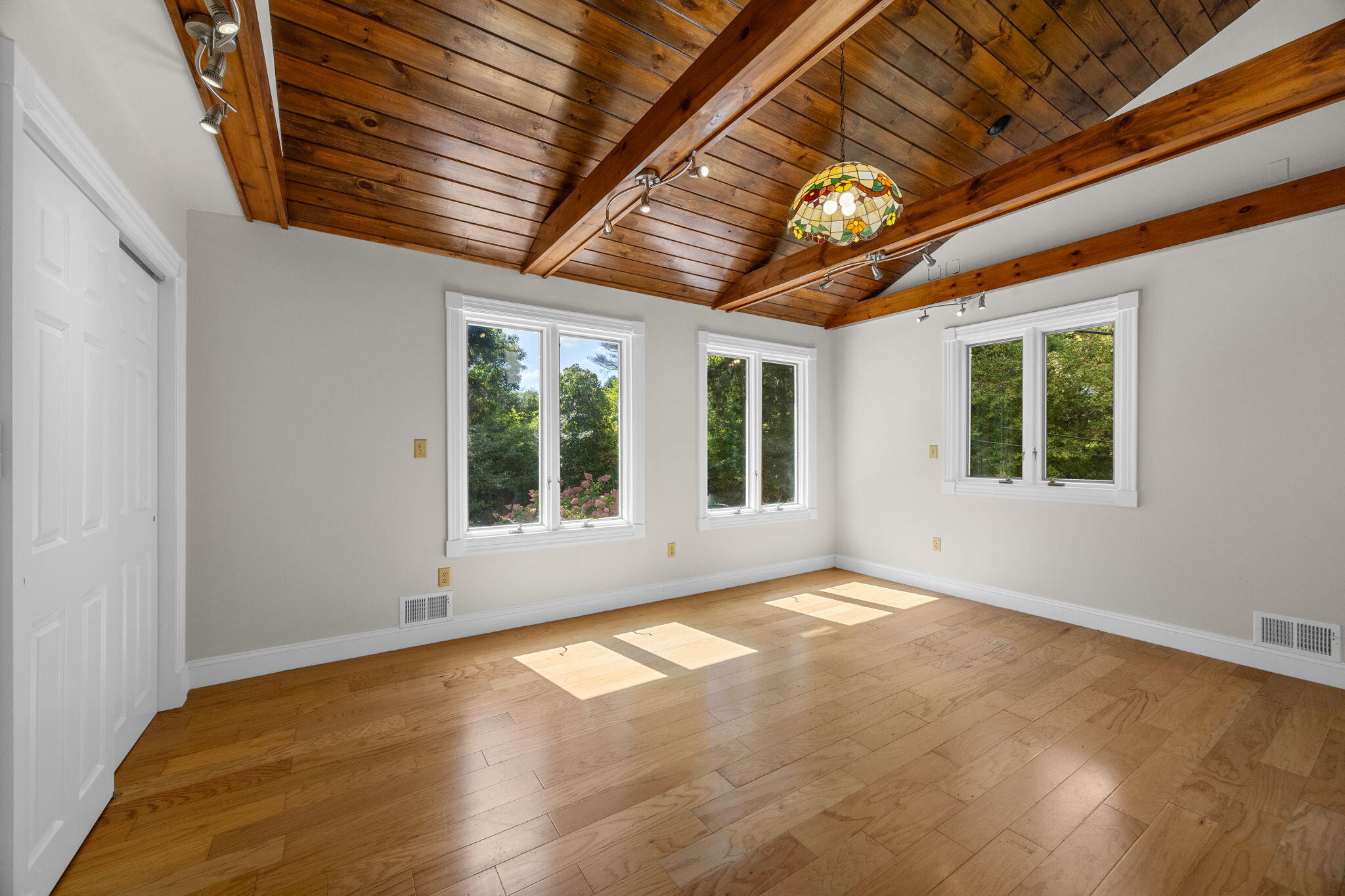 409 Currier Road Falmouth MA 02536