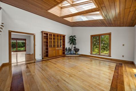 409 Currier Road Falmouth MA 02536