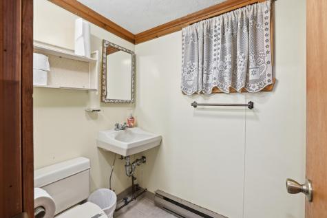 7 Swift Avenue Wareham MA 02571