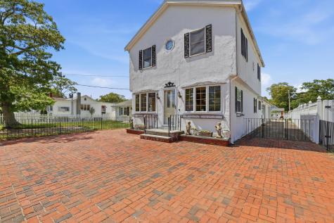 7 Swift Avenue Wareham MA 02571