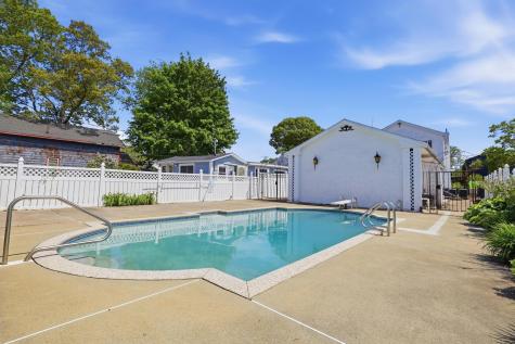 7 Swift Avenue Wareham MA 02571
