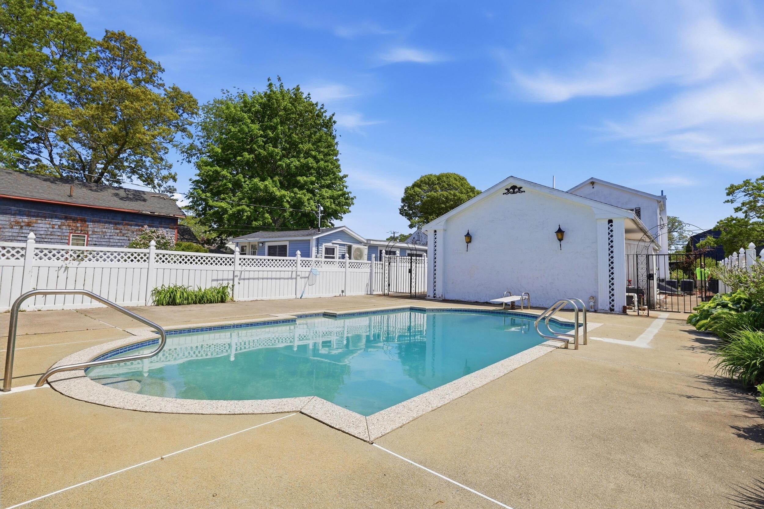 7 Swift Avenue Wareham MA 02571