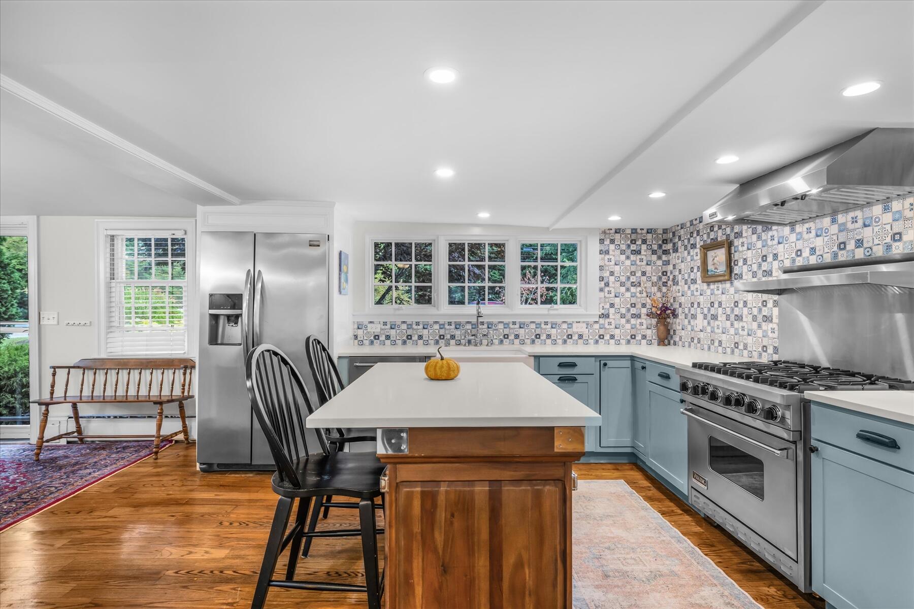 224 Waquoit Highway Teaticket MA 02536