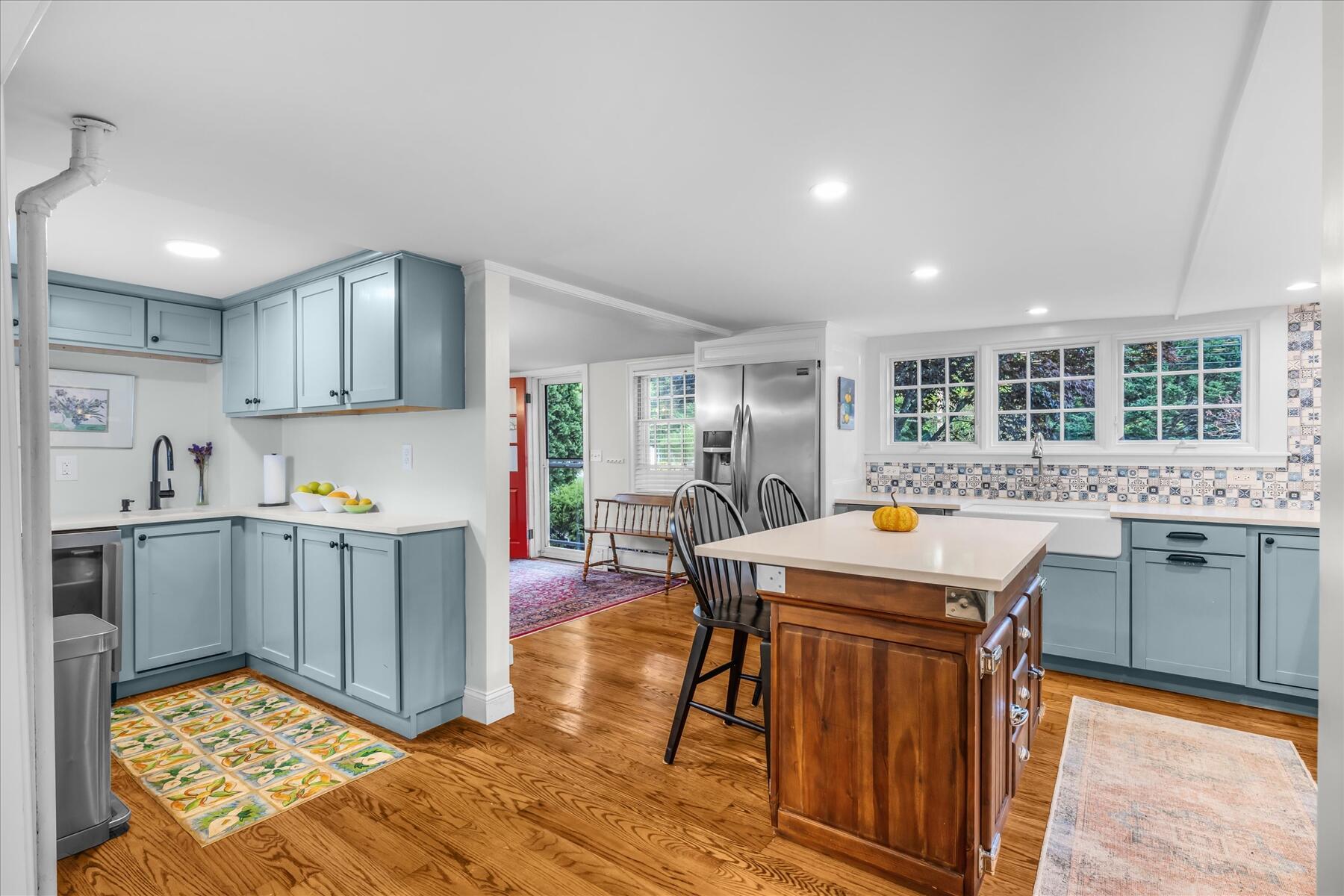 224 Waquoit Highway Teaticket MA 02536