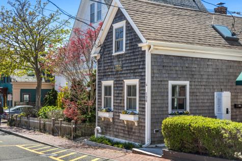130 Commercial Street Provincetown MA 02657