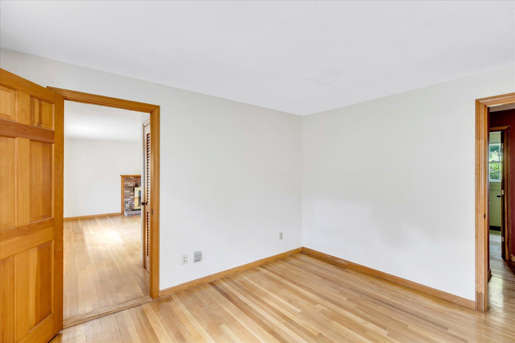 804 Putnam Avenue Cotuit MA 02635