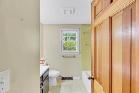 804 Putnam Avenue Cotuit MA 02635