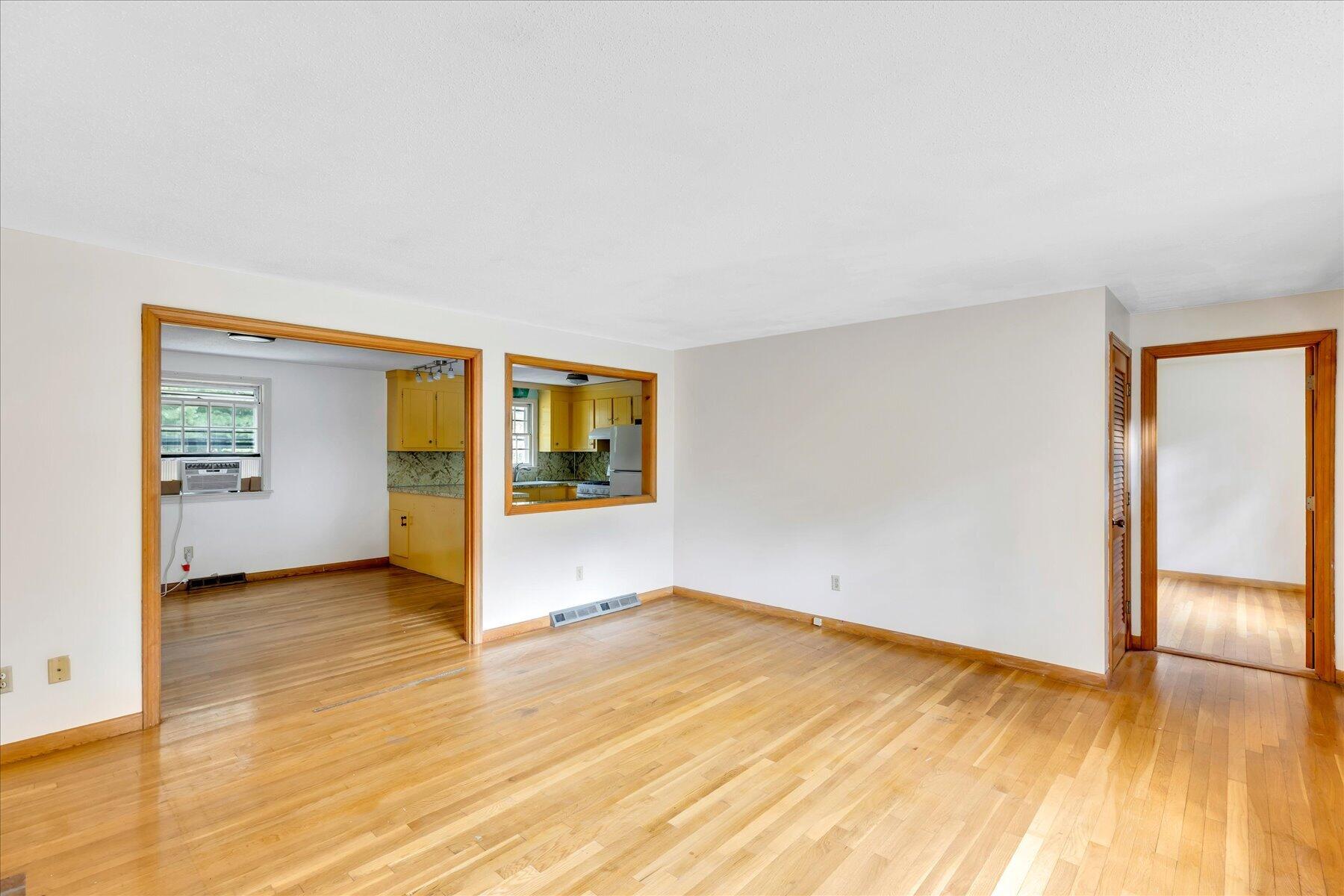 804 Putnam Avenue Cotuit MA 02635