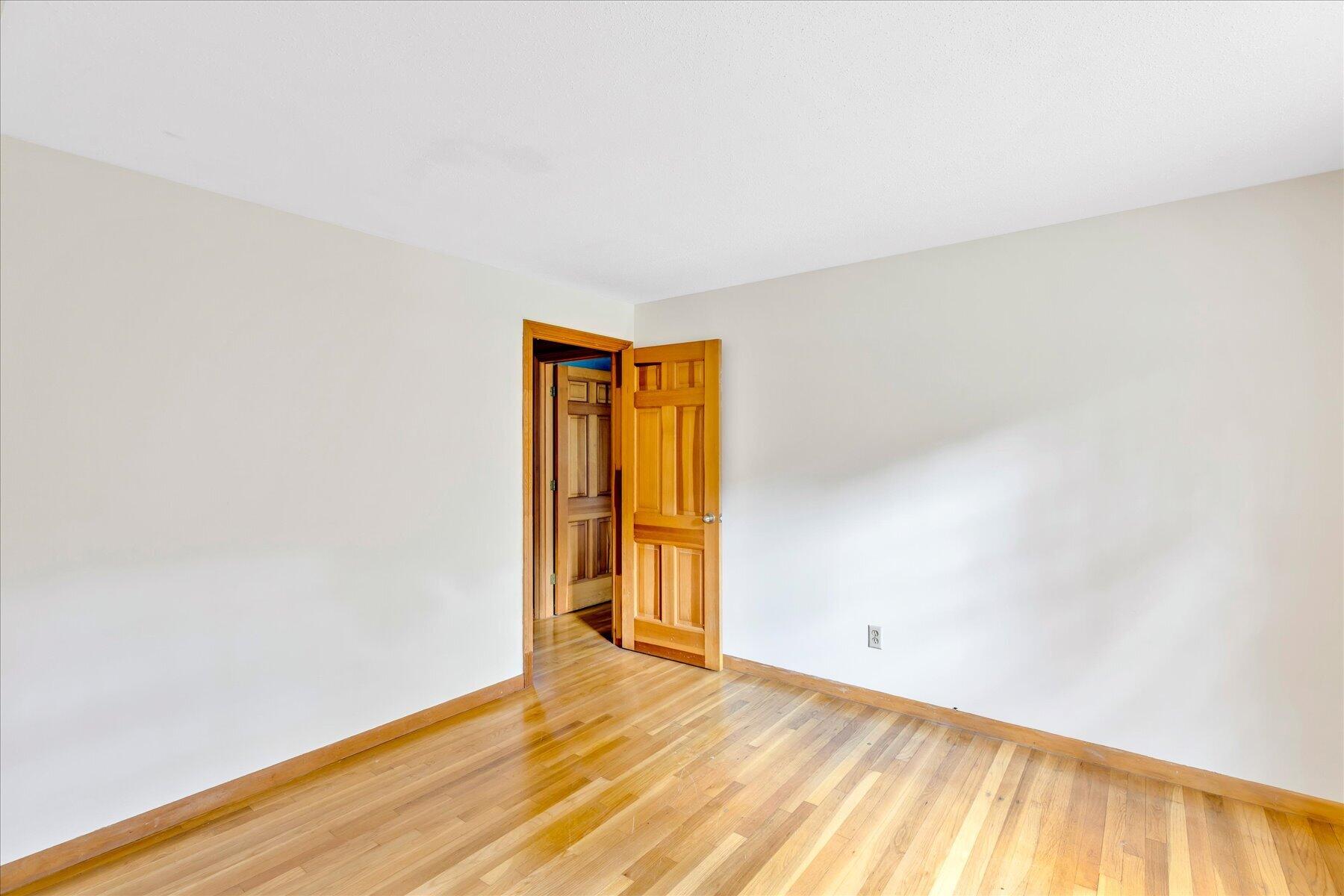 804 Putnam Avenue Cotuit MA 02635