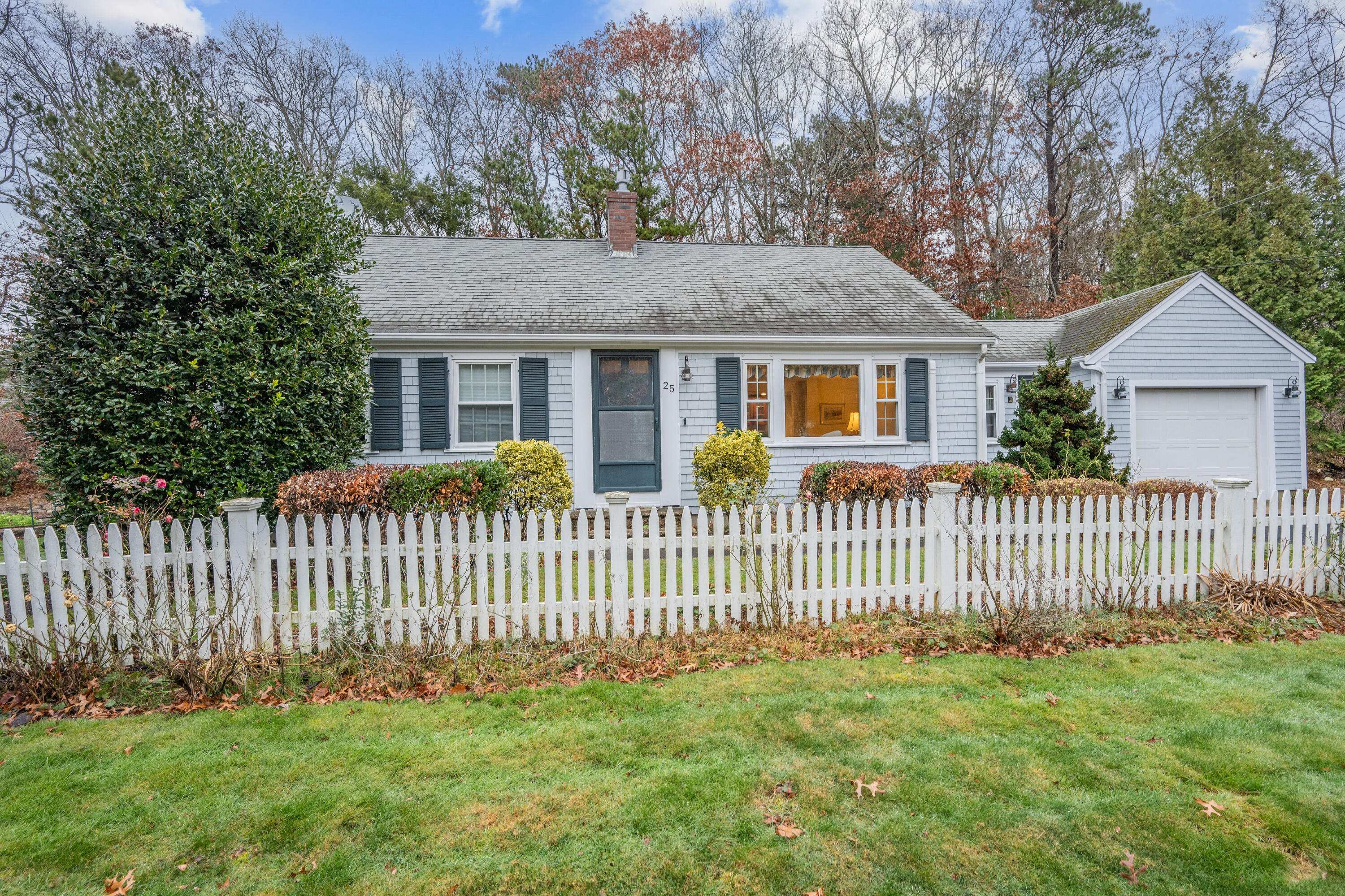 25 Main Street Sandwich MA 02563