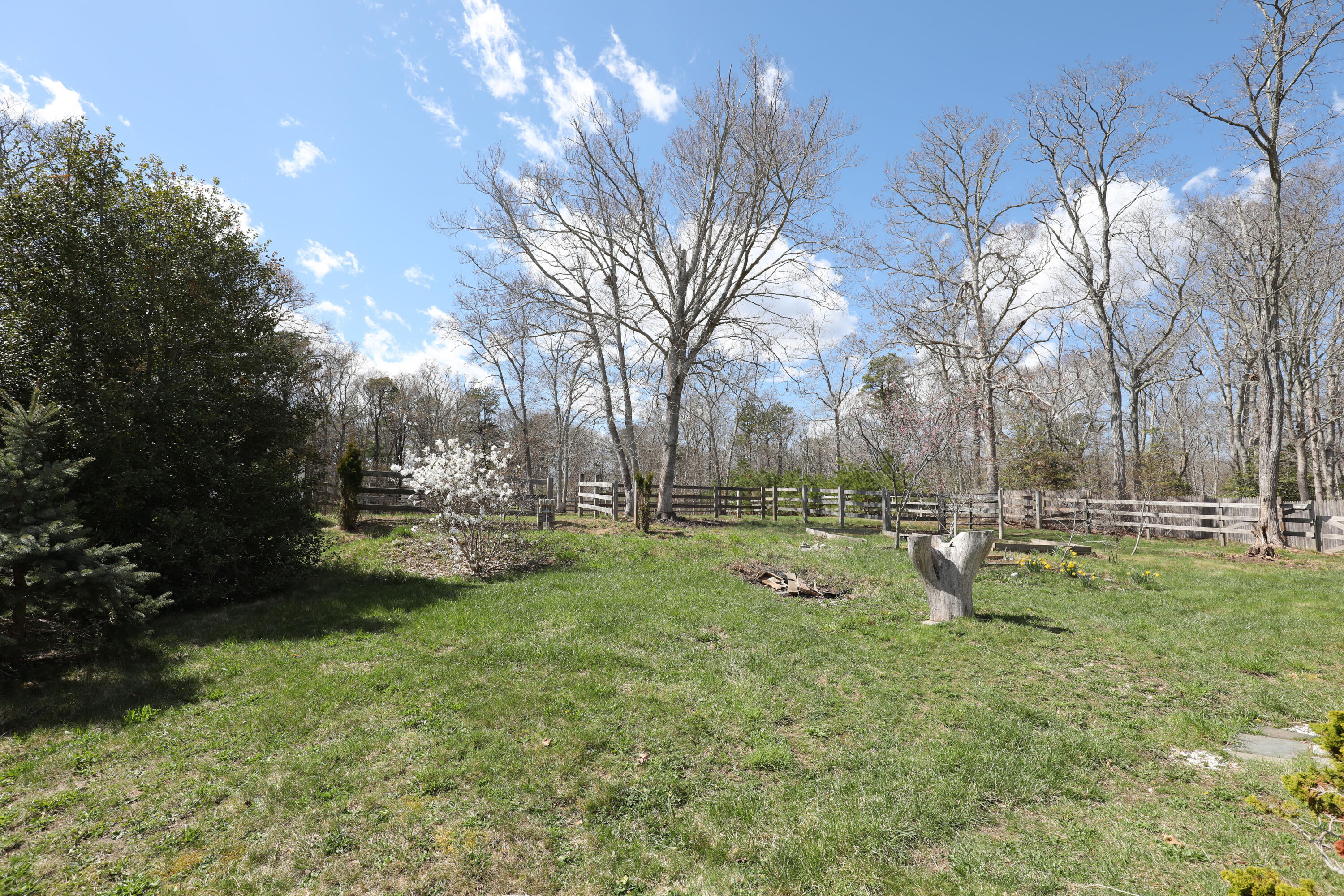 39 Lovells Lane Mashpee MA 02649