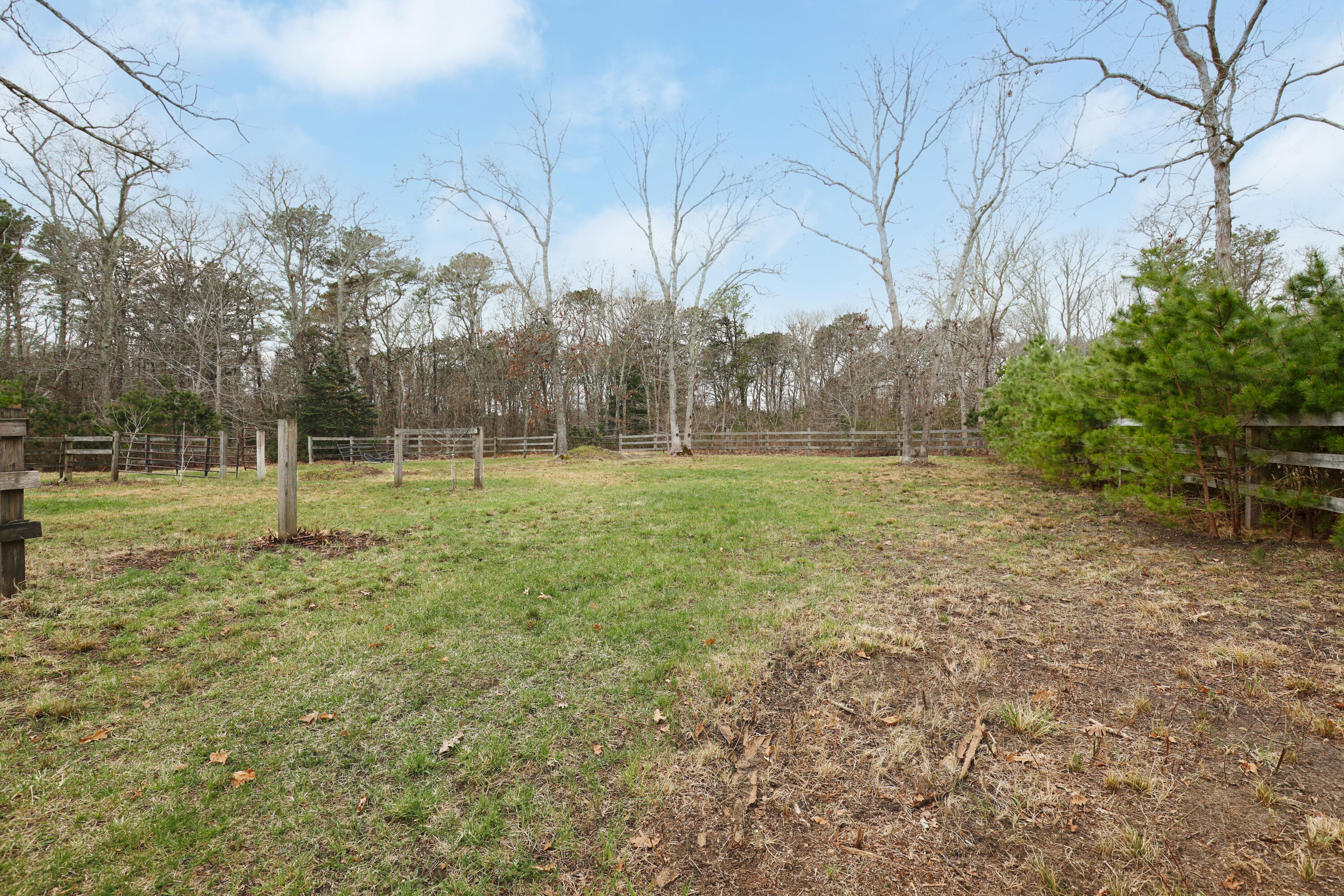 39 Lovells Lane Mashpee MA 02649