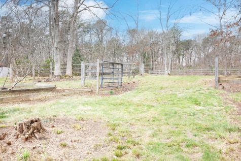 39 Lovells Lane Mashpee MA 02649
