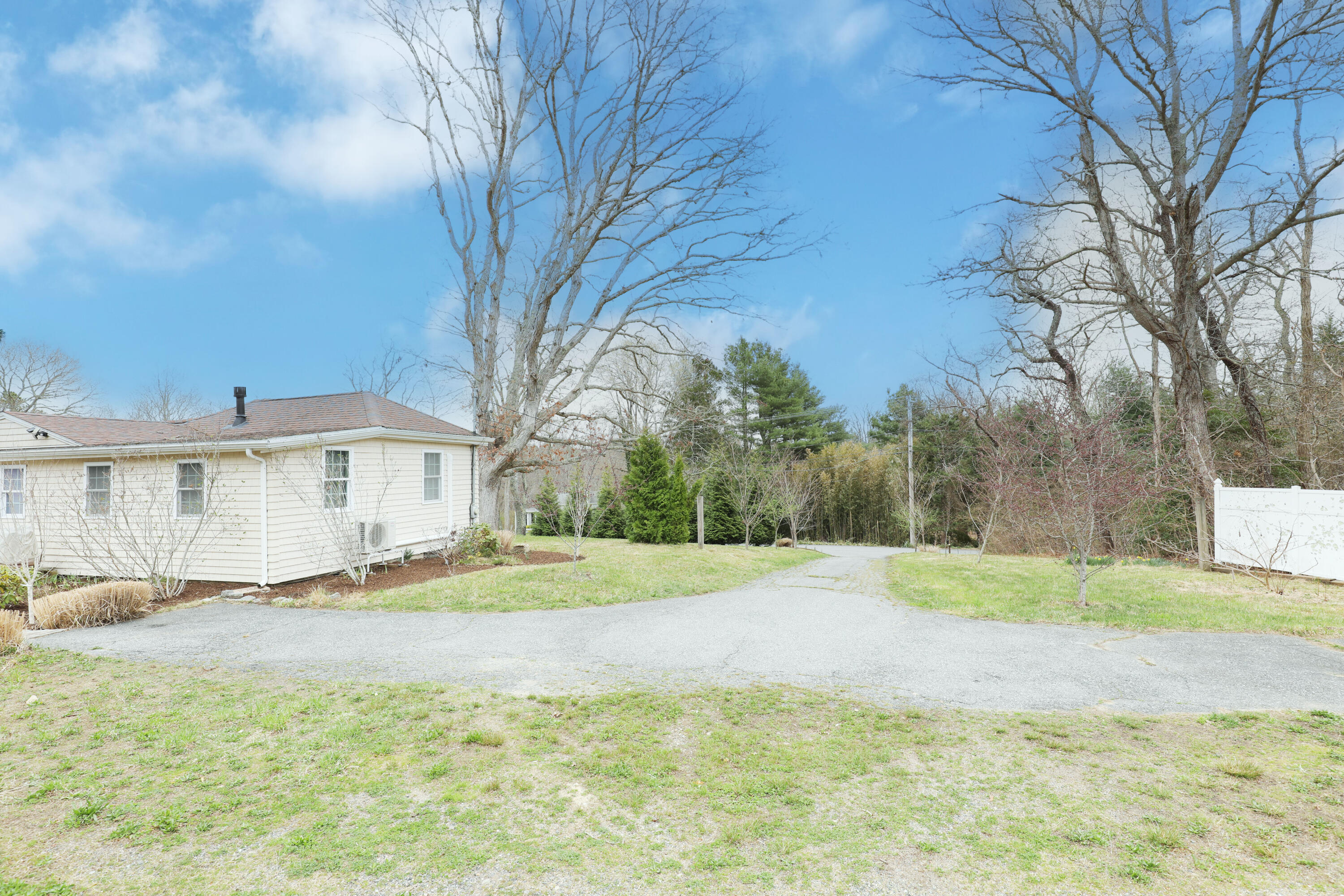 39 Lovells Lane Mashpee MA 02649
