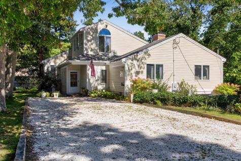 15 Atkinson Road East Falmouth MA 02536