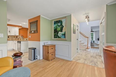 19 Maple Street Mashpee MA 02649