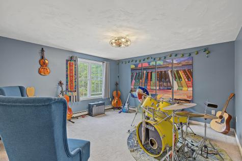 19 Maple Street Mashpee MA 02649