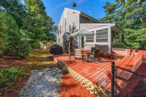 19 Maple Street Mashpee MA 02649