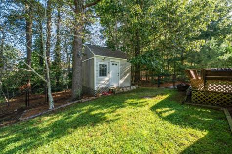 19 Maple Street Mashpee MA 02649