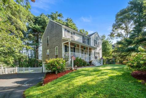 19 Maple Street Mashpee MA 02649