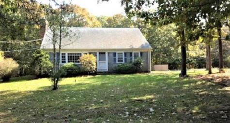 42 Hippogriffe Road Dennis MA 02638