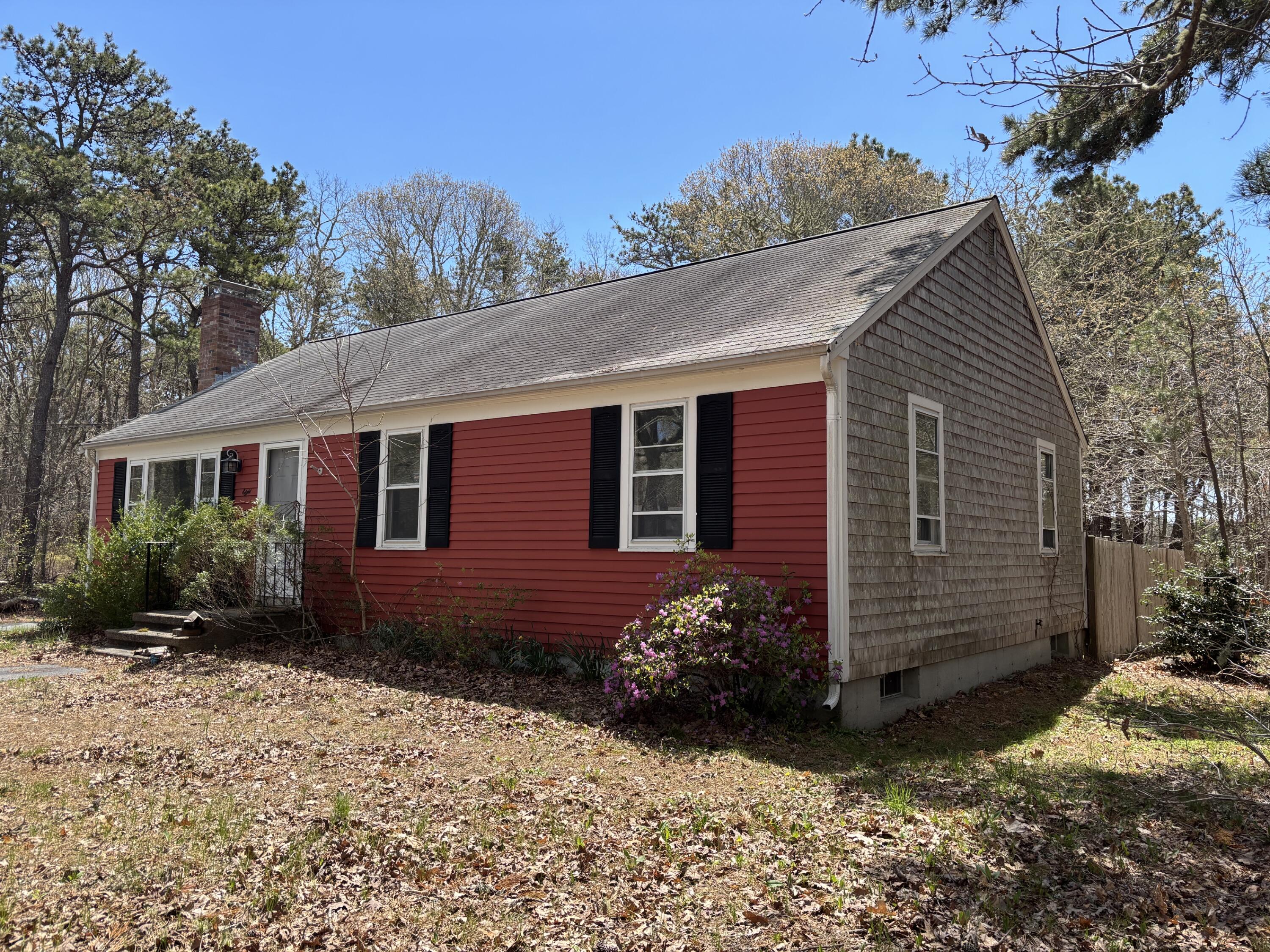 8 Oakleaf Circle Harwich MA 02645