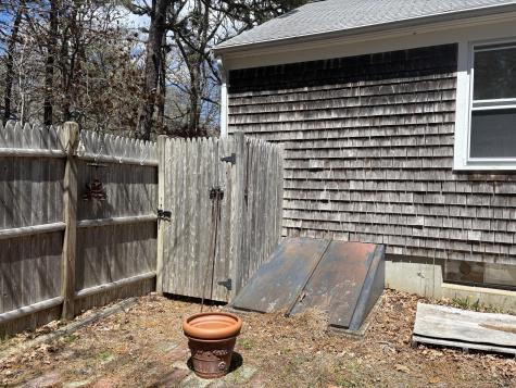 8 Oakleaf Circle Harwich MA 02645