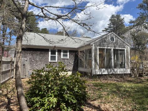 8 Oakleaf Circle Harwich MA 02645