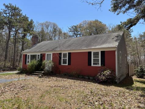 8 Oakleaf Circle Harwich MA 02645