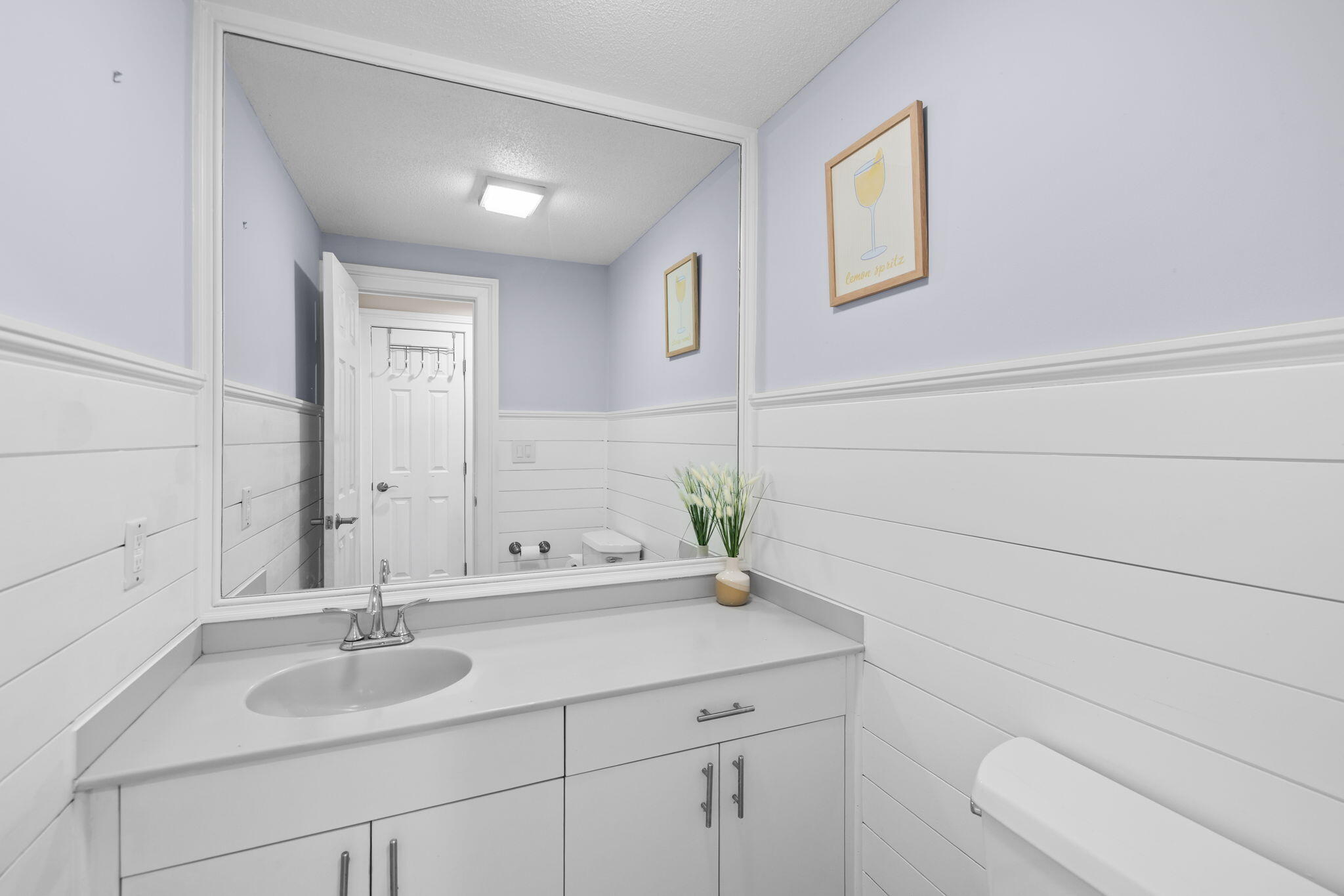 264 Hill And Plain Road East Falmouth MA 02536