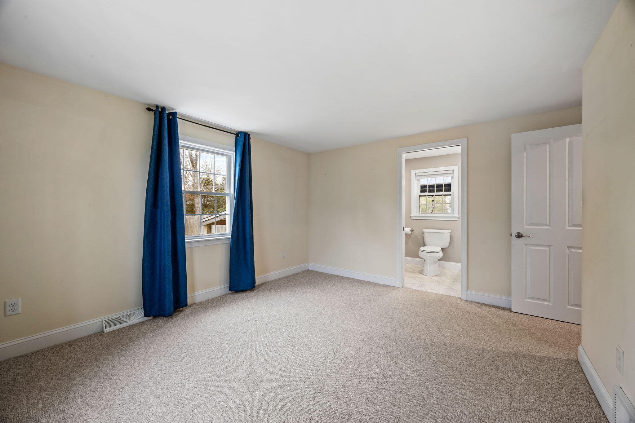 10 Eastover Dennis MA 02660