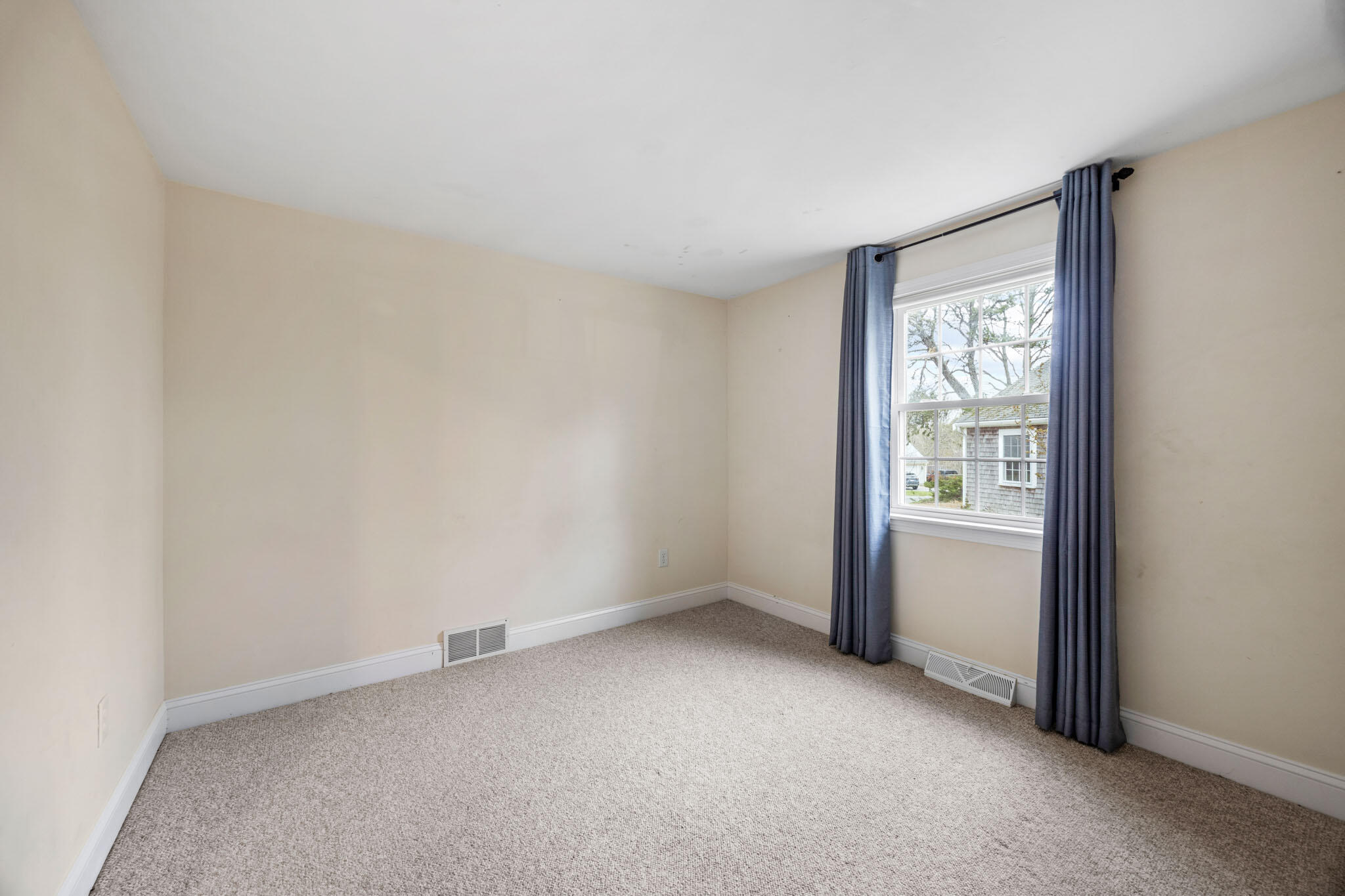 10 Eastover Dennis MA 02660