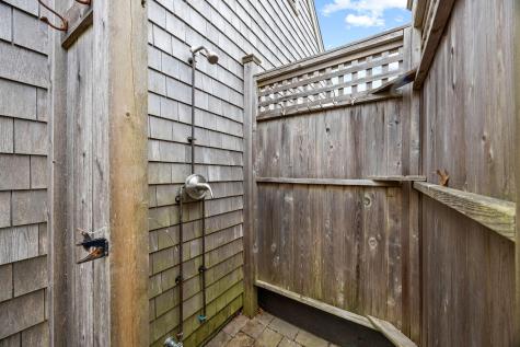 10 Eastover Dennis MA 02660