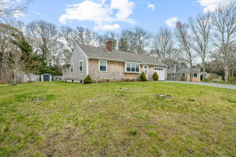 10 Eastover Dennis MA 02660