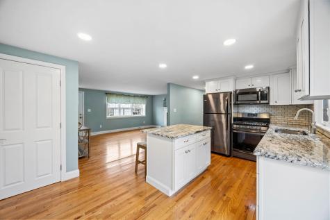 10 Eastover Dennis MA 02660