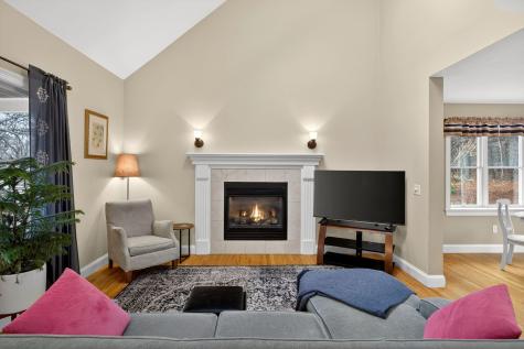 98 Sandwich Road Falmouth MA 02536