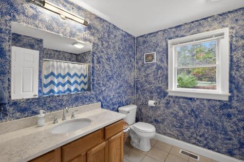 98 Sandwich Road Falmouth MA 02536
