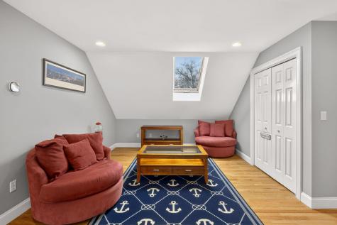 98 Sandwich Road Falmouth MA 02536