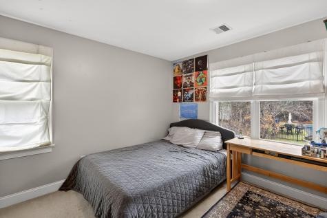 98 Sandwich Road Falmouth MA 02536