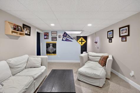 98 Sandwich Road Falmouth MA 02536