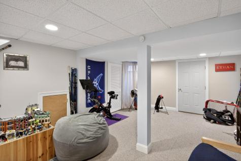 98 Sandwich Road Falmouth MA 02536