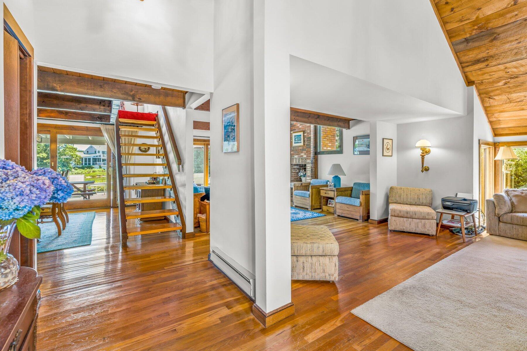 8 Taffrail Way Mashpee MA 02649