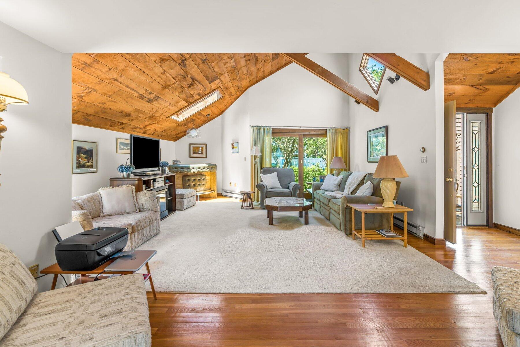 8 Taffrail Way Mashpee MA 02649