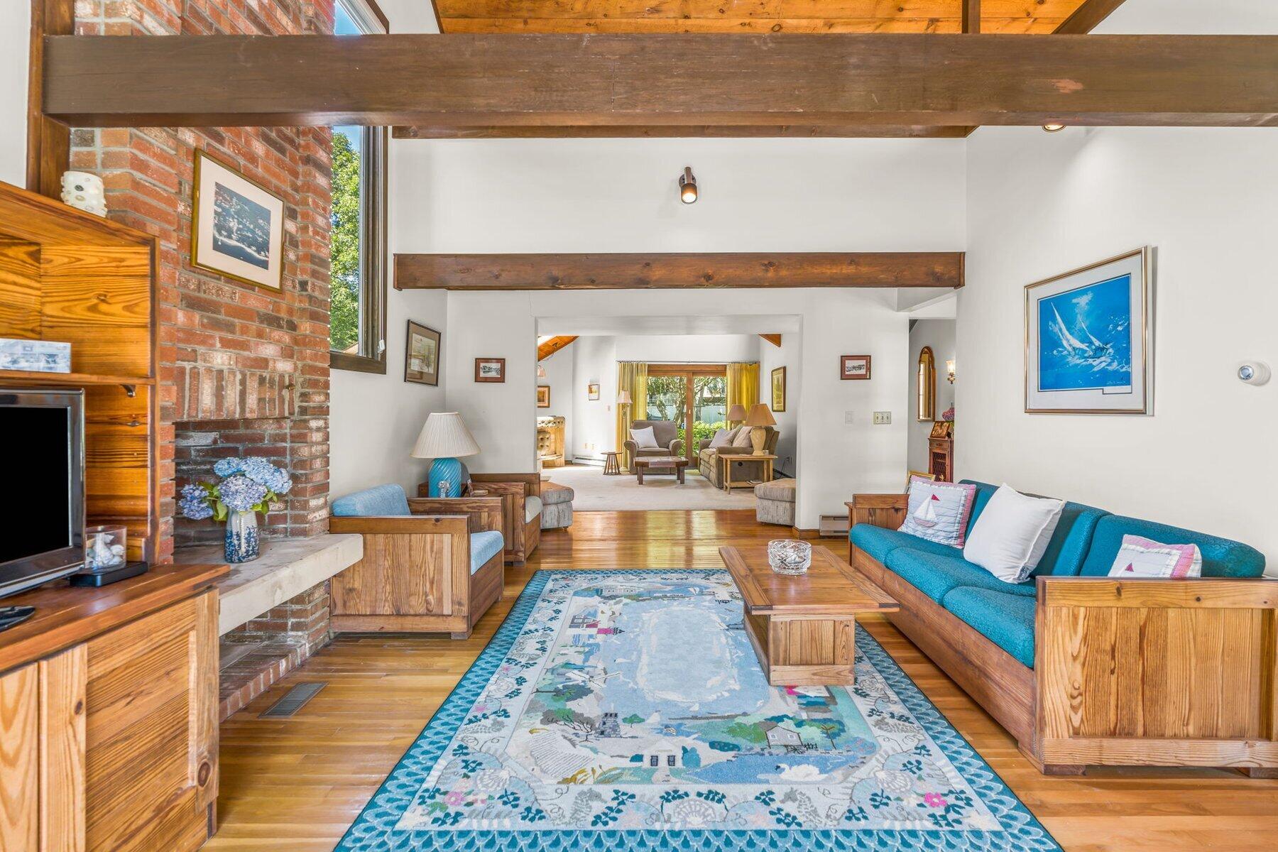 8 Taffrail Way Mashpee MA 02649