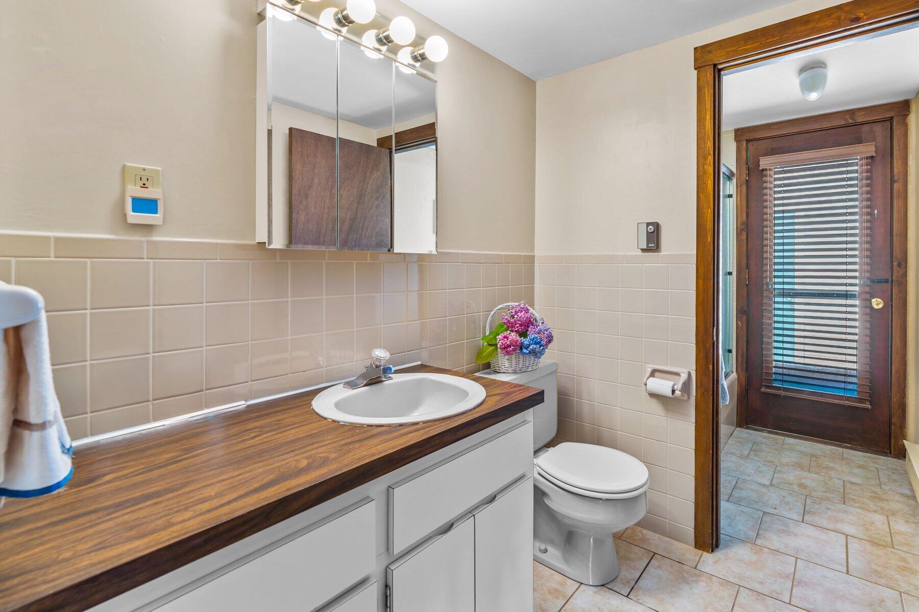 8 Taffrail Way Mashpee MA 02649