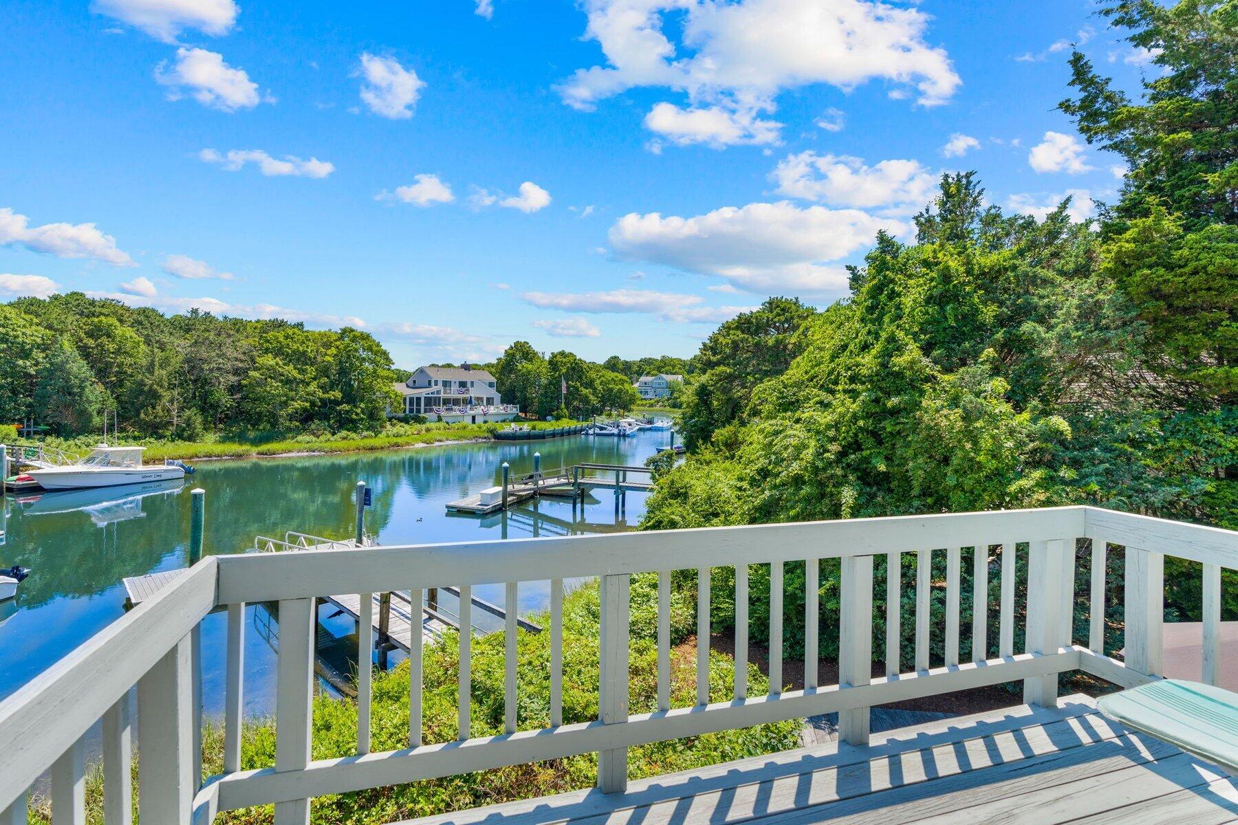 8 Taffrail Way Mashpee MA 02649