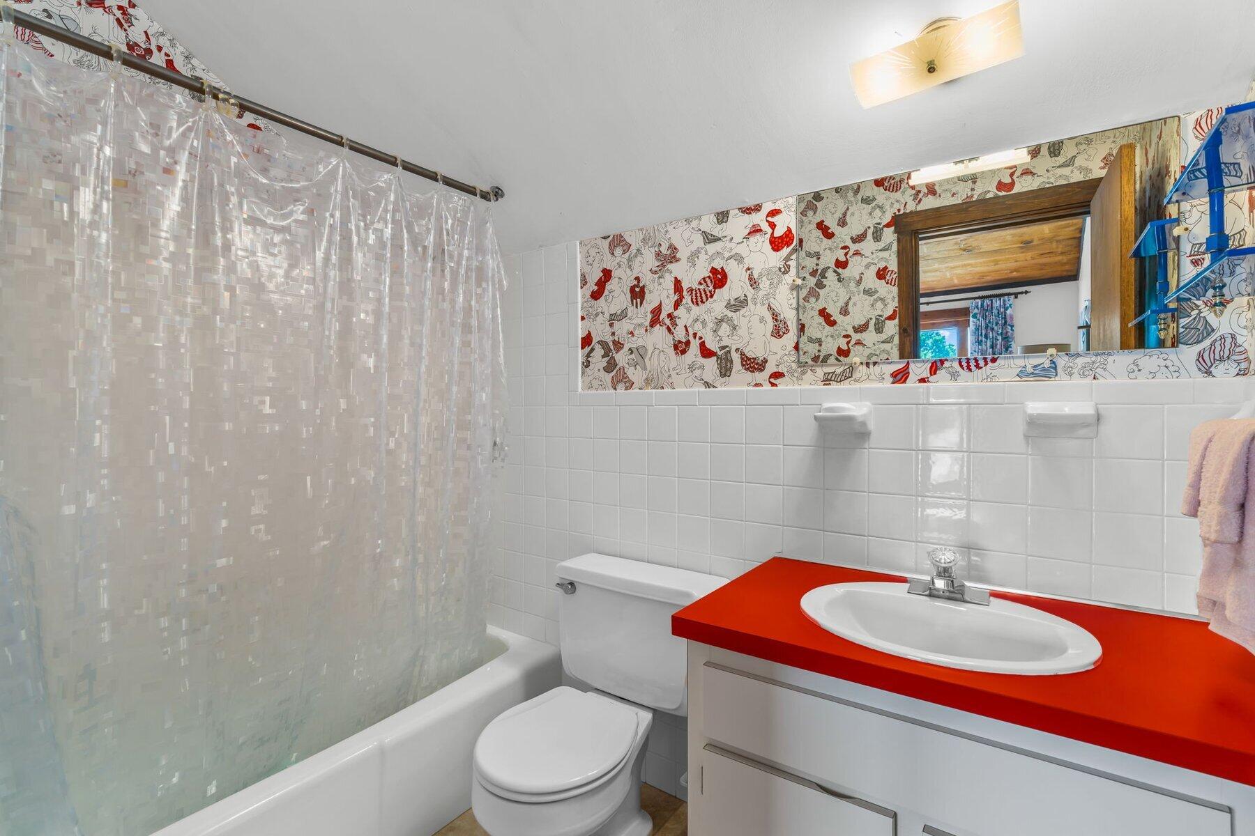 8 Taffrail Way Mashpee MA 02649