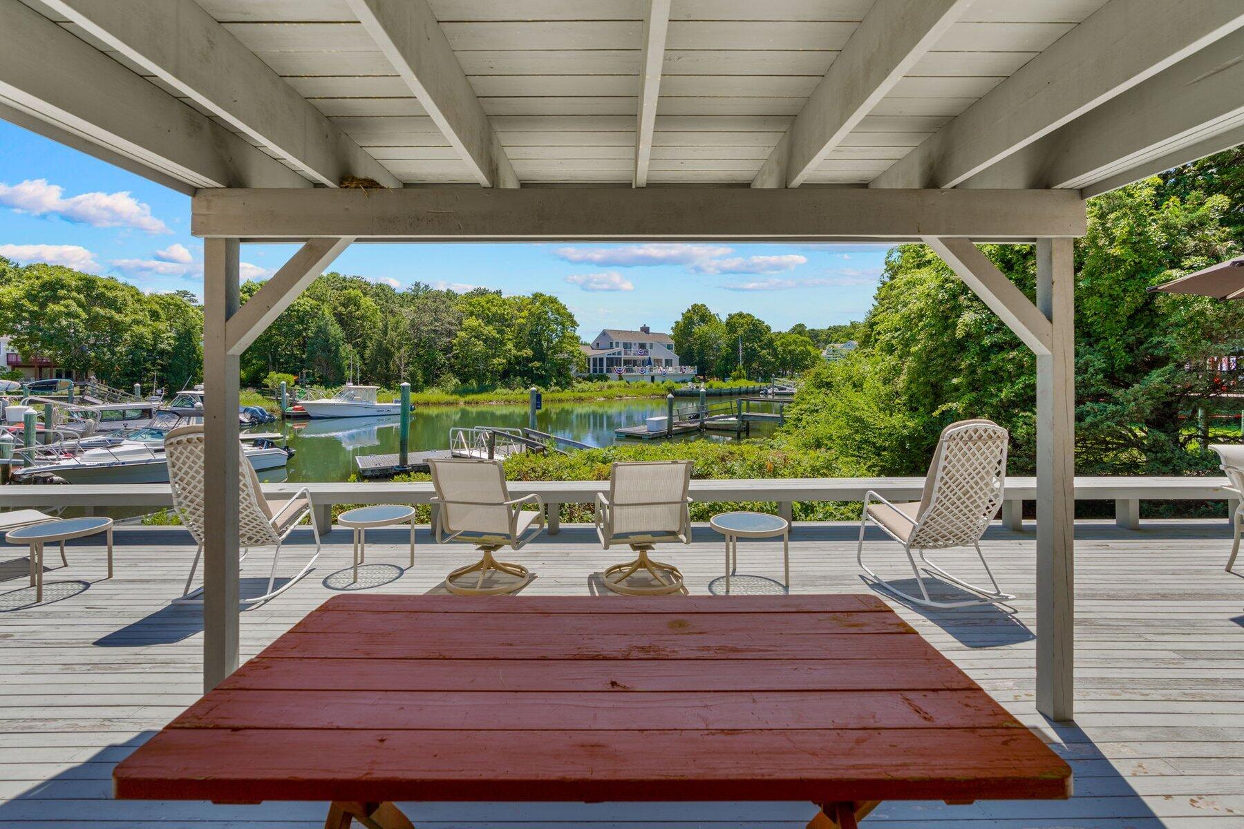 8 Taffrail Way Mashpee MA 02649