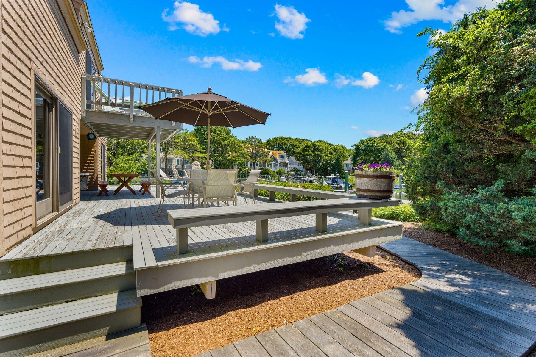 8 Taffrail Way Mashpee MA 02649