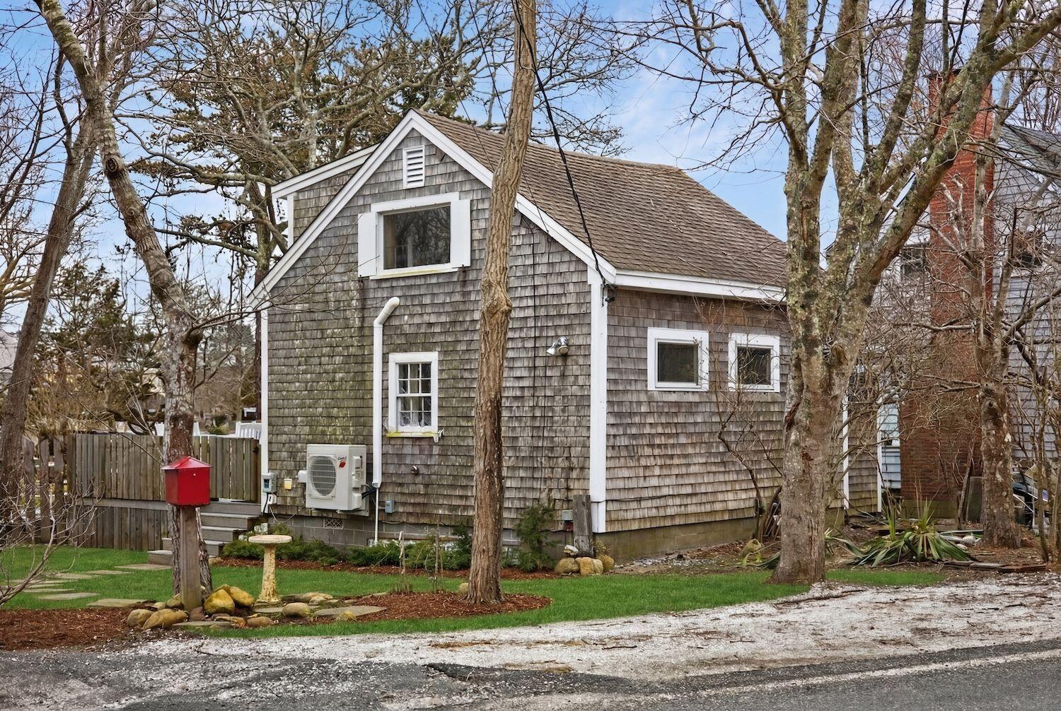 309 Bradford Street Provincetown MA 02657